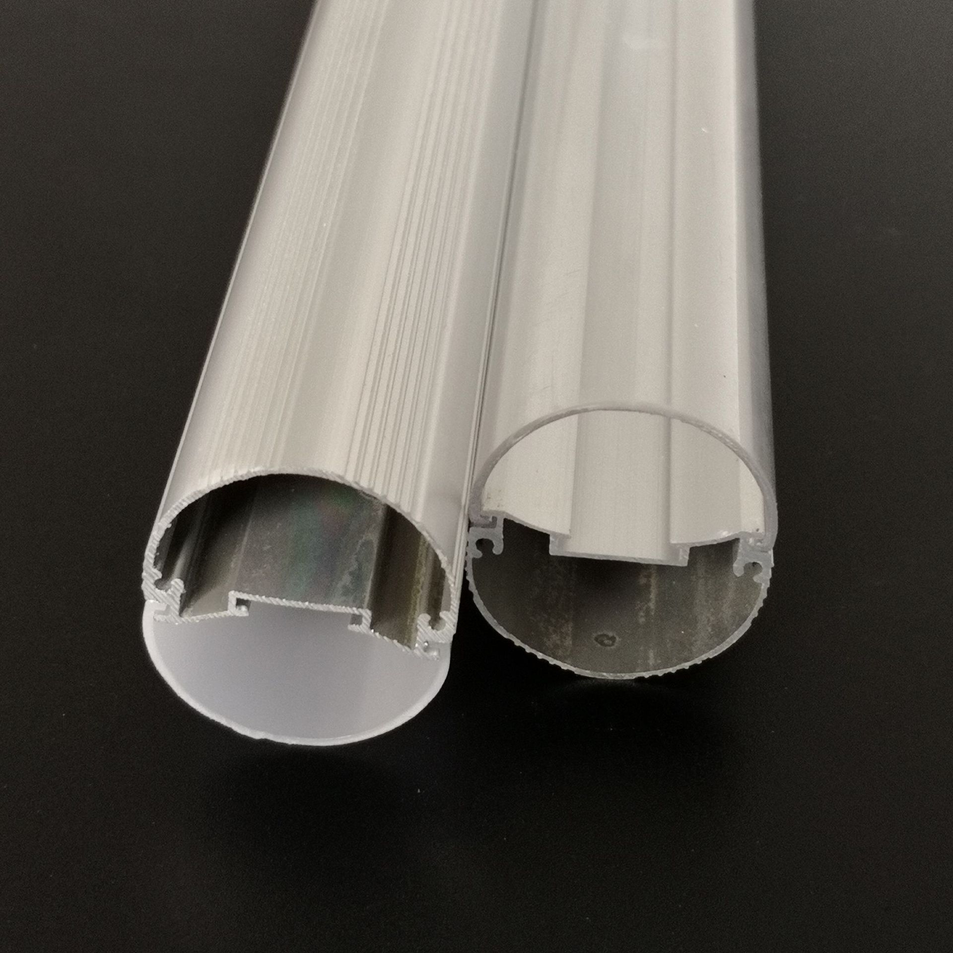 PC extruded tube ၏လျှောက်လွှာ