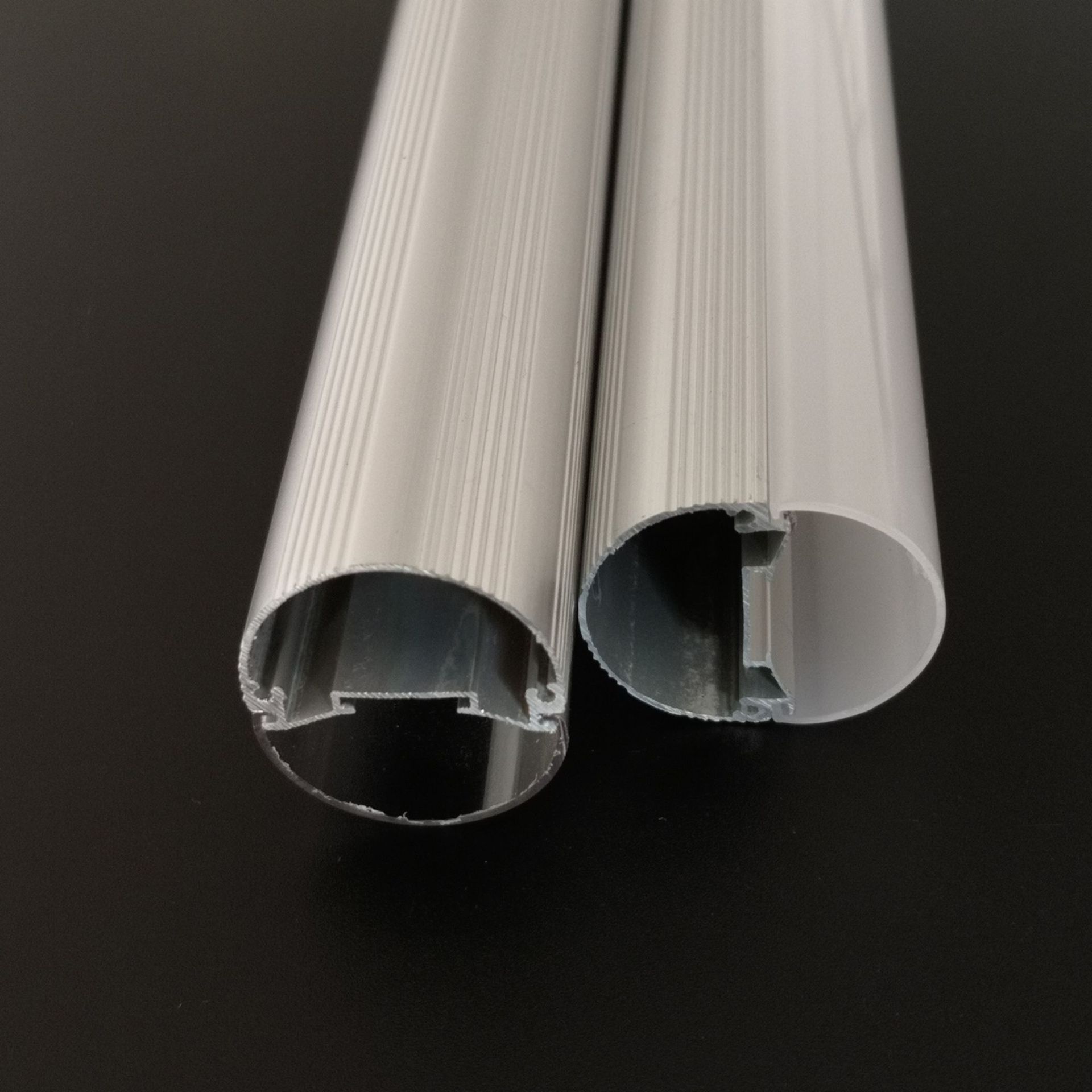 အလင်းရောင်အတွက် PC extruded tube ကိုအသုံးပြုခြင်း။